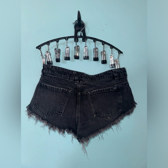 Volcom Micro Short in Black : Size 5 - Picture 4 of 4